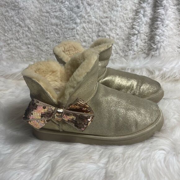 Ugg Mini Sequin Bow Bootie Gold Leather wool lining size10 - Picture 4 of 10